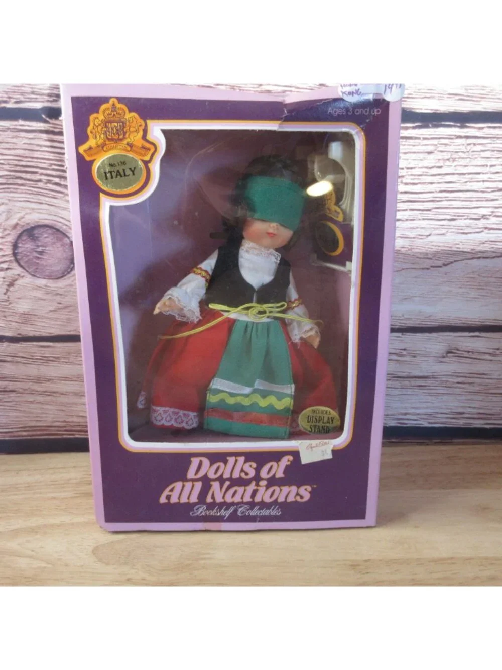 Bookshelf Collectibles discover charm